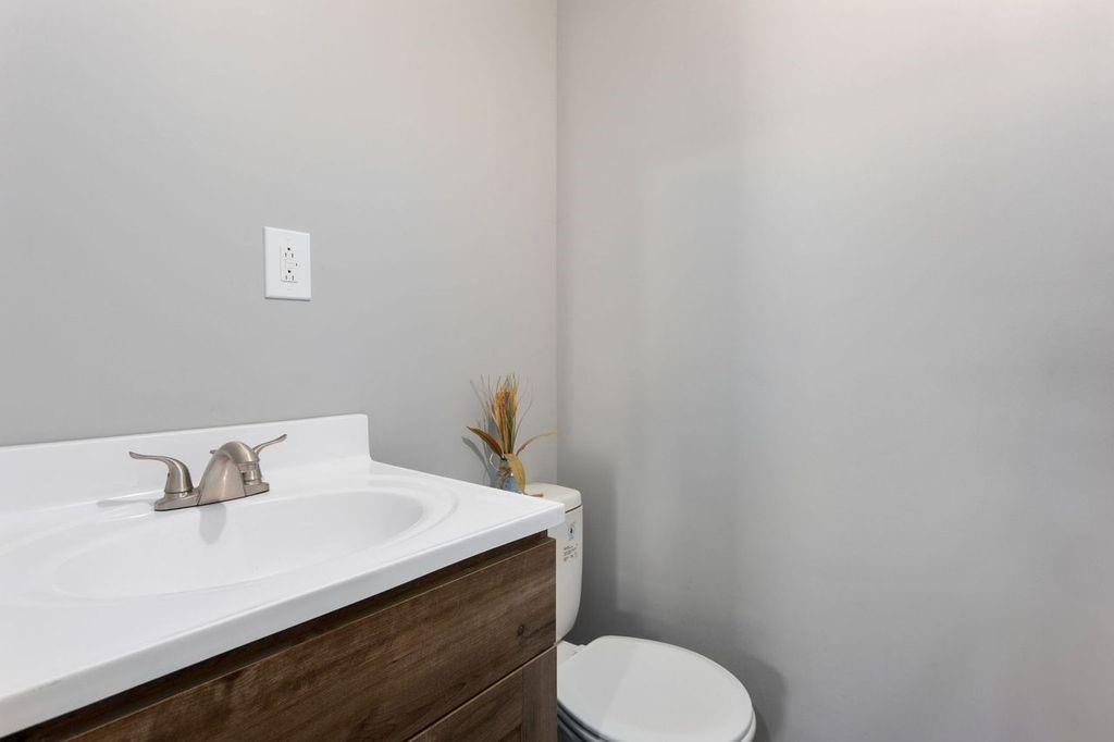 808 East Front Street Perry, KS 66073 - Photo 16 of 27