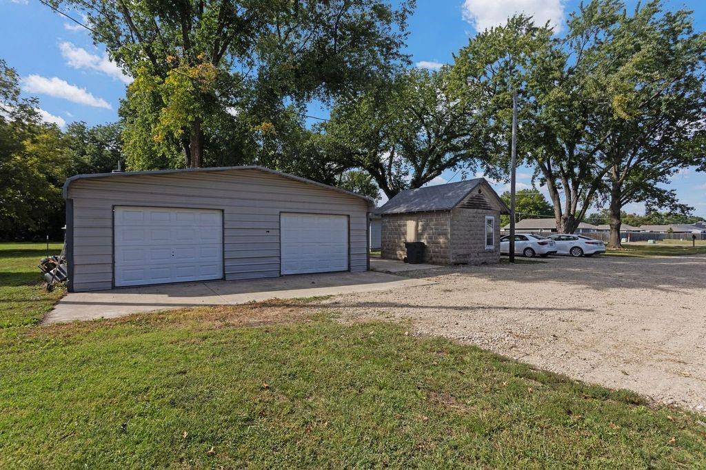 808 East Front Street Perry, KS 66073 - Photo 21 of 27