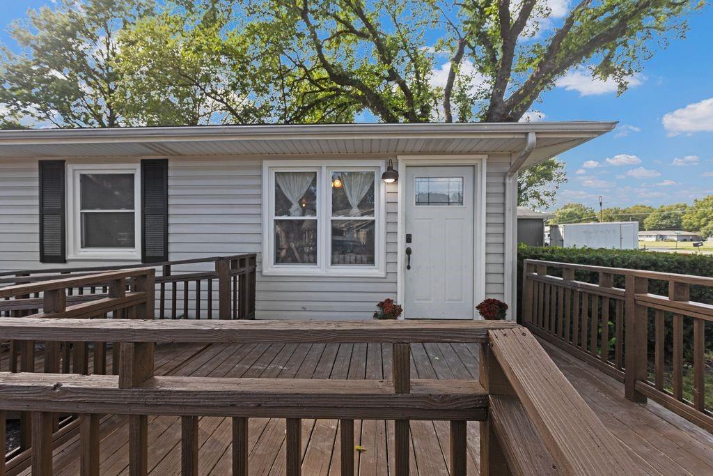 808 East Front Street Perry, KS 66073 - Photo 3 of 27