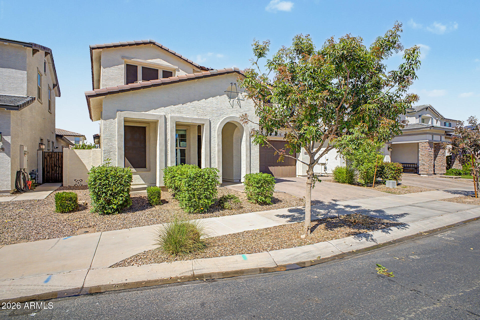 20948 East Thornton Road Queen Creek, AZ 85142 - Photo 5 of 49 5 - Thornton
