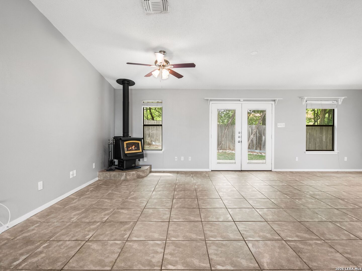 113 View Point Drive East Boerne, TX 78006 - Photo 11 of 35