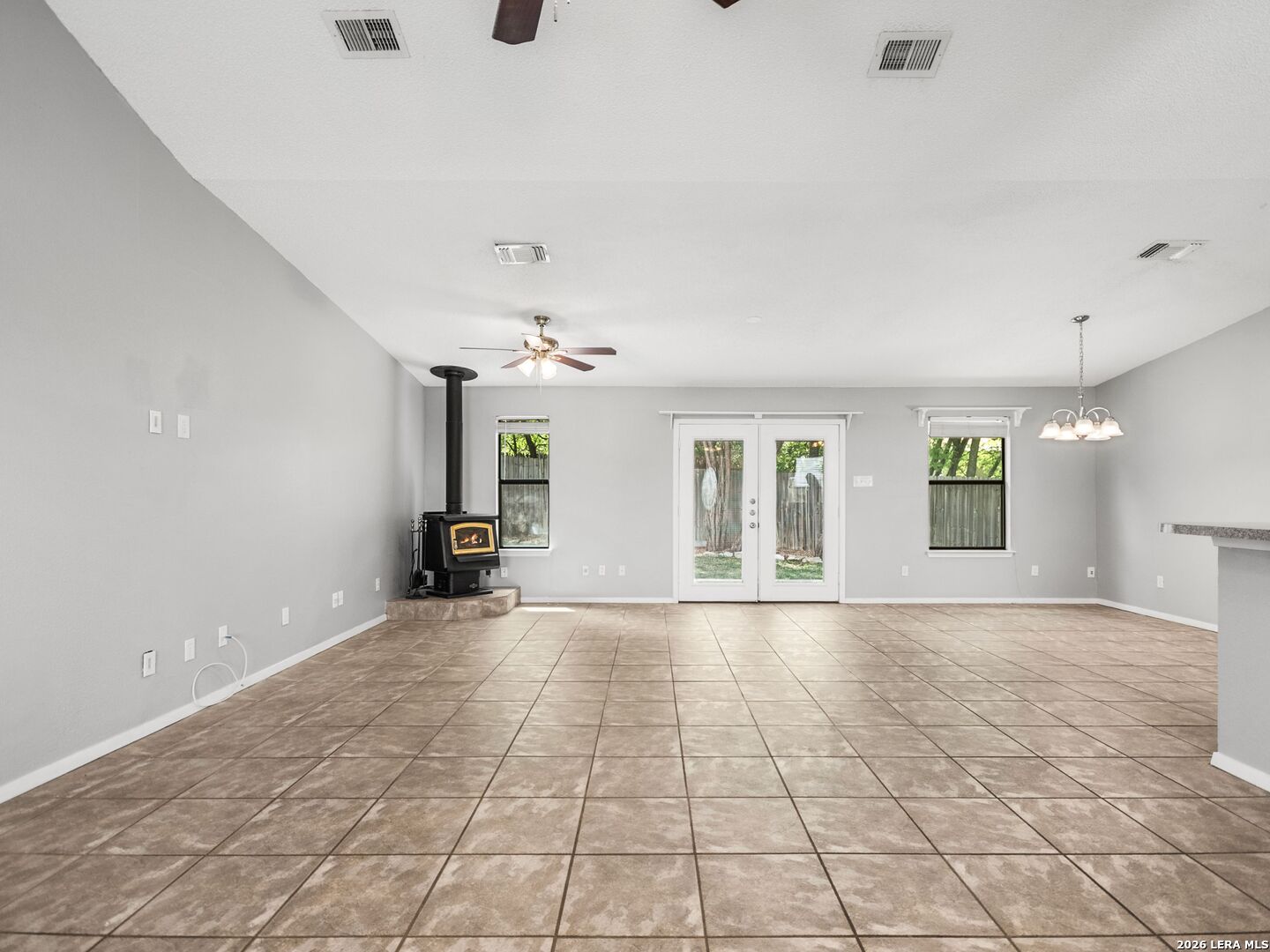 113 View Point Drive East Boerne, TX 78006 - Photo 15 of 35