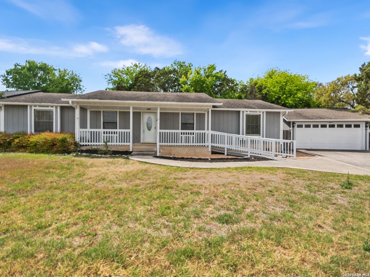 113 View Point Drive East Boerne, TX 78006 - Photo 6 of 35