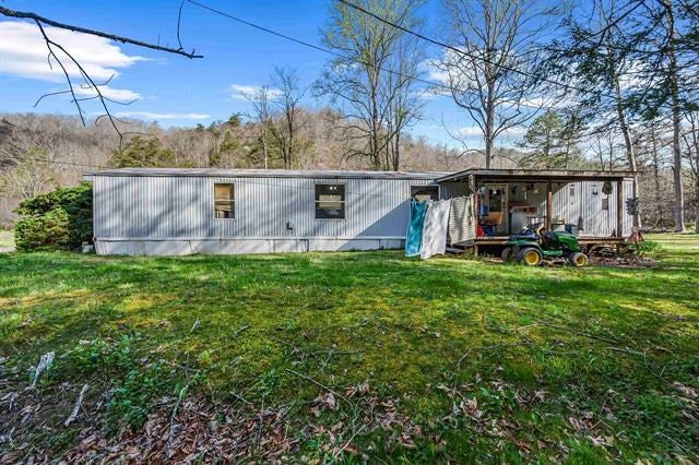 426 Davis Path Road Atkins, VA 24311 - Photo 32 of 56 Gallery Image 32