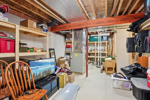 $424,900 | N6106 Fox Glen Road, Portage, WI 53901