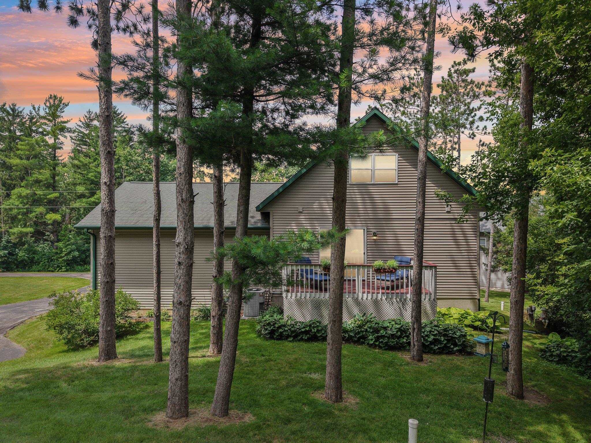 N6106 Fox Glen Road Portage, WI 53901 - Photo 8 of 75