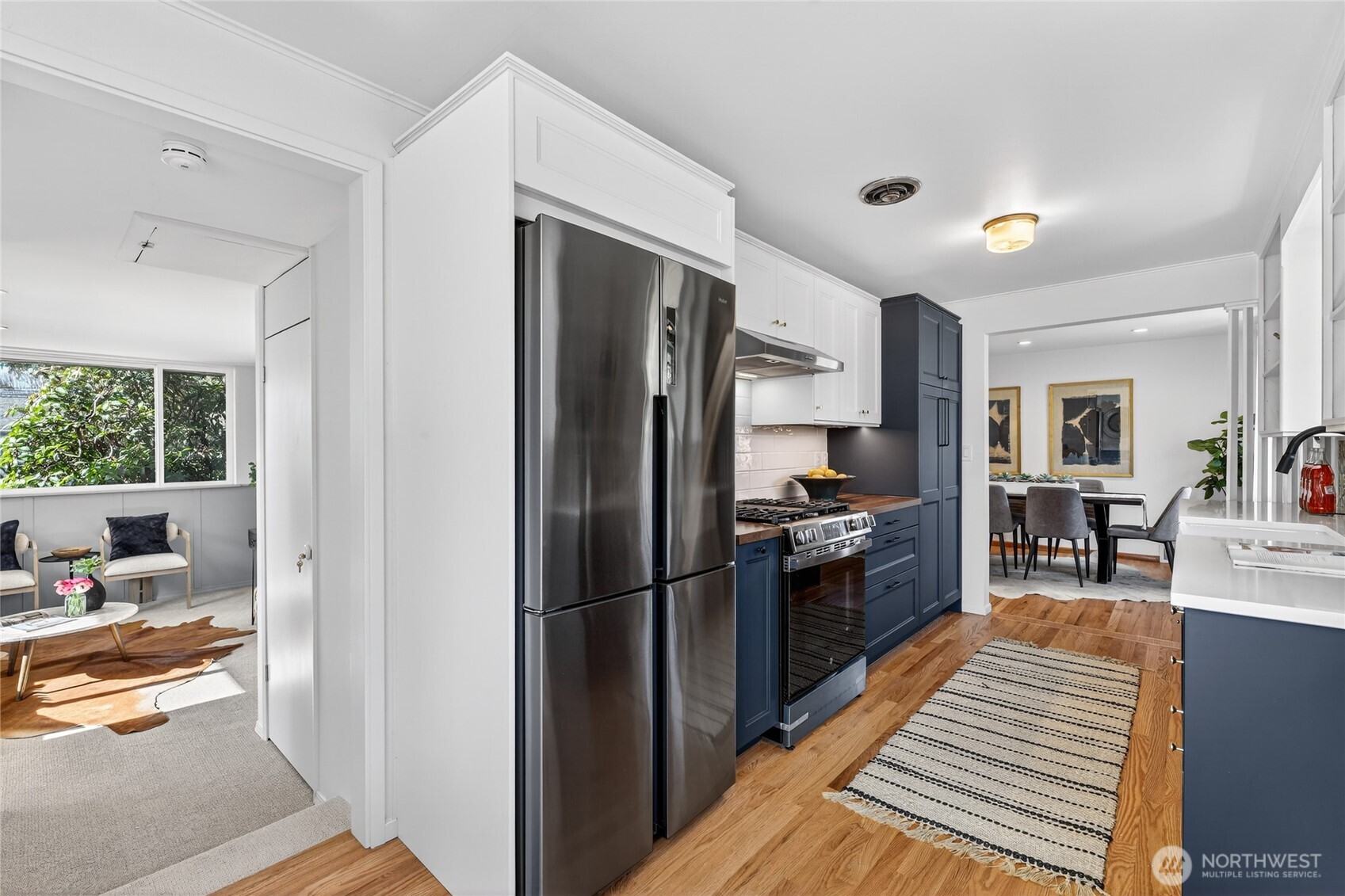 9014 34th Avenue Southwest Seattle, WA 98126 - Photo 11 of 37