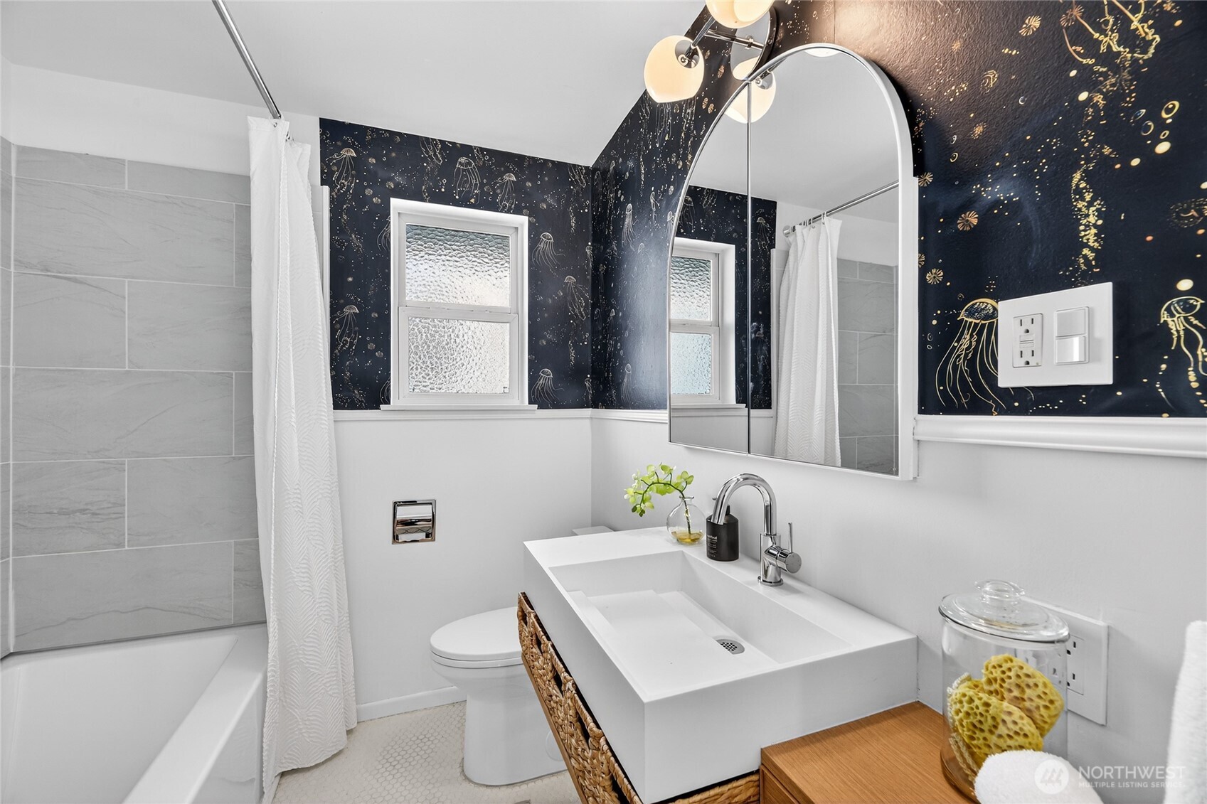 9014 34th Avenue Southwest Seattle, WA 98126 - Photo 25 of 37