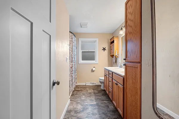 $415,000 | 5000 North French Road, Appleton, WI 54913