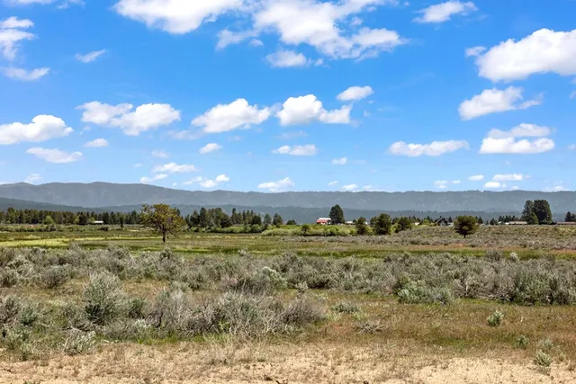 $140,000 | L13-b2 L13-b2 River, Unit 13, Cascade, ID 83611