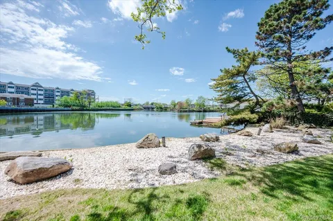 $869,000 | 593 Pearl Street, Oceanside, NY 11572