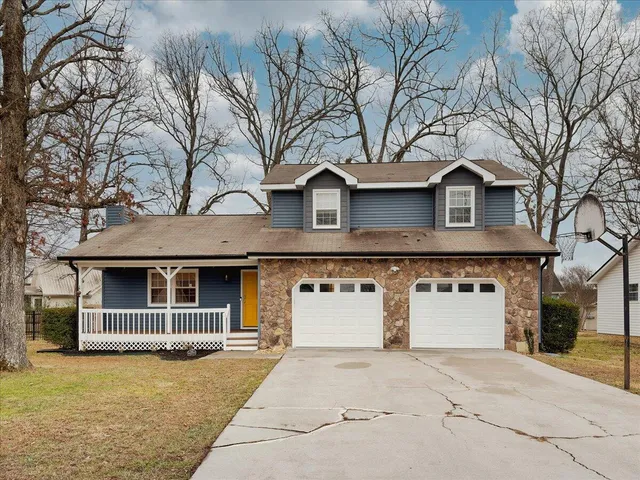 $435,000 | 8712 Oak View Drive, Chattanooga, TN 37421