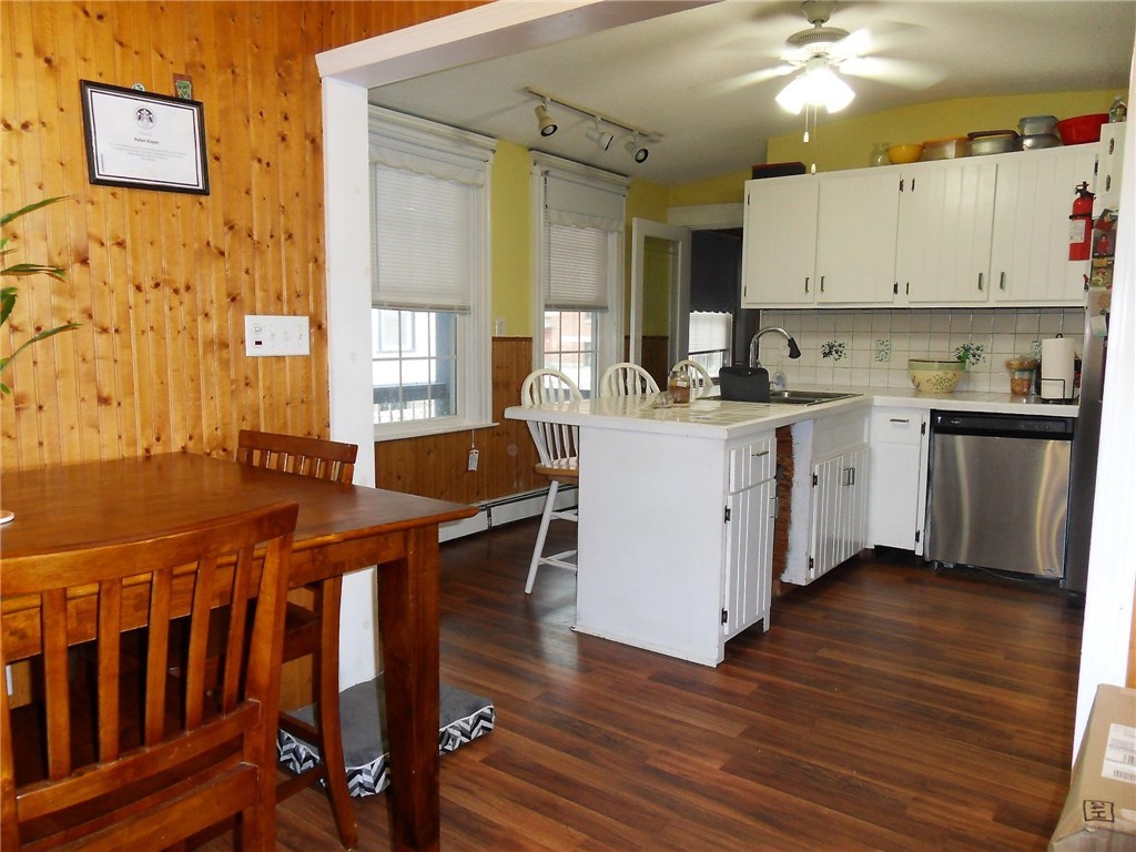 84 Park Place Woonsocket, RI 02895 - Photo 9 of 38 Gallery Image 9