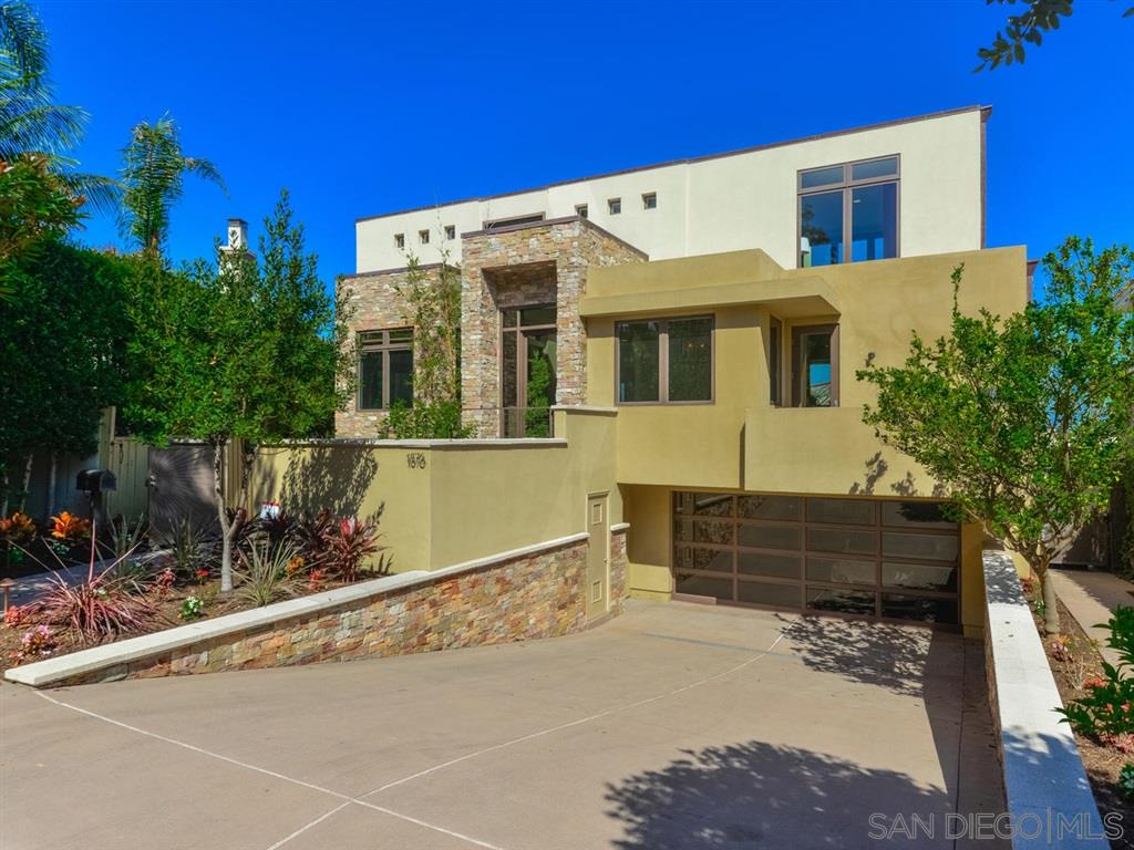 1876 Little Street La Jolla, CA 92037 - Photo 2 of 25