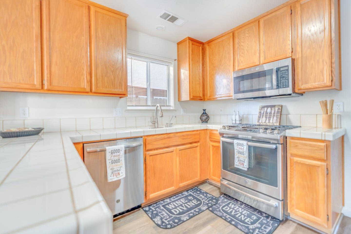 1959 Place Road Los Banos, CA 93635 - Photo 9 of 32 Gallery Image 9