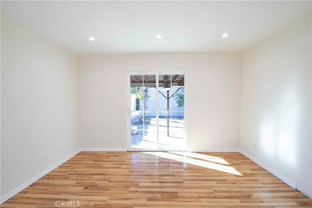 6417 White Oak Avenue Reseda, CA 91335 - Photo 34 of 50 a view of empty room with wooden floor