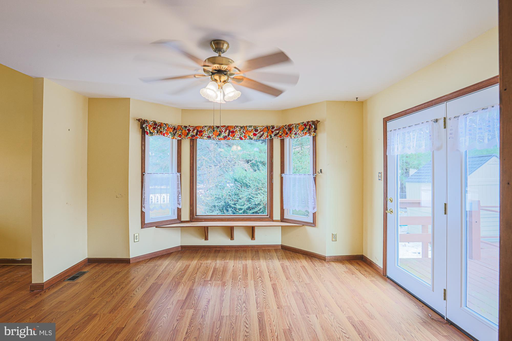 31 Blake Road Elkton, MD 21921 - Photo 17 of 54 Bright and airy space with bay windows.