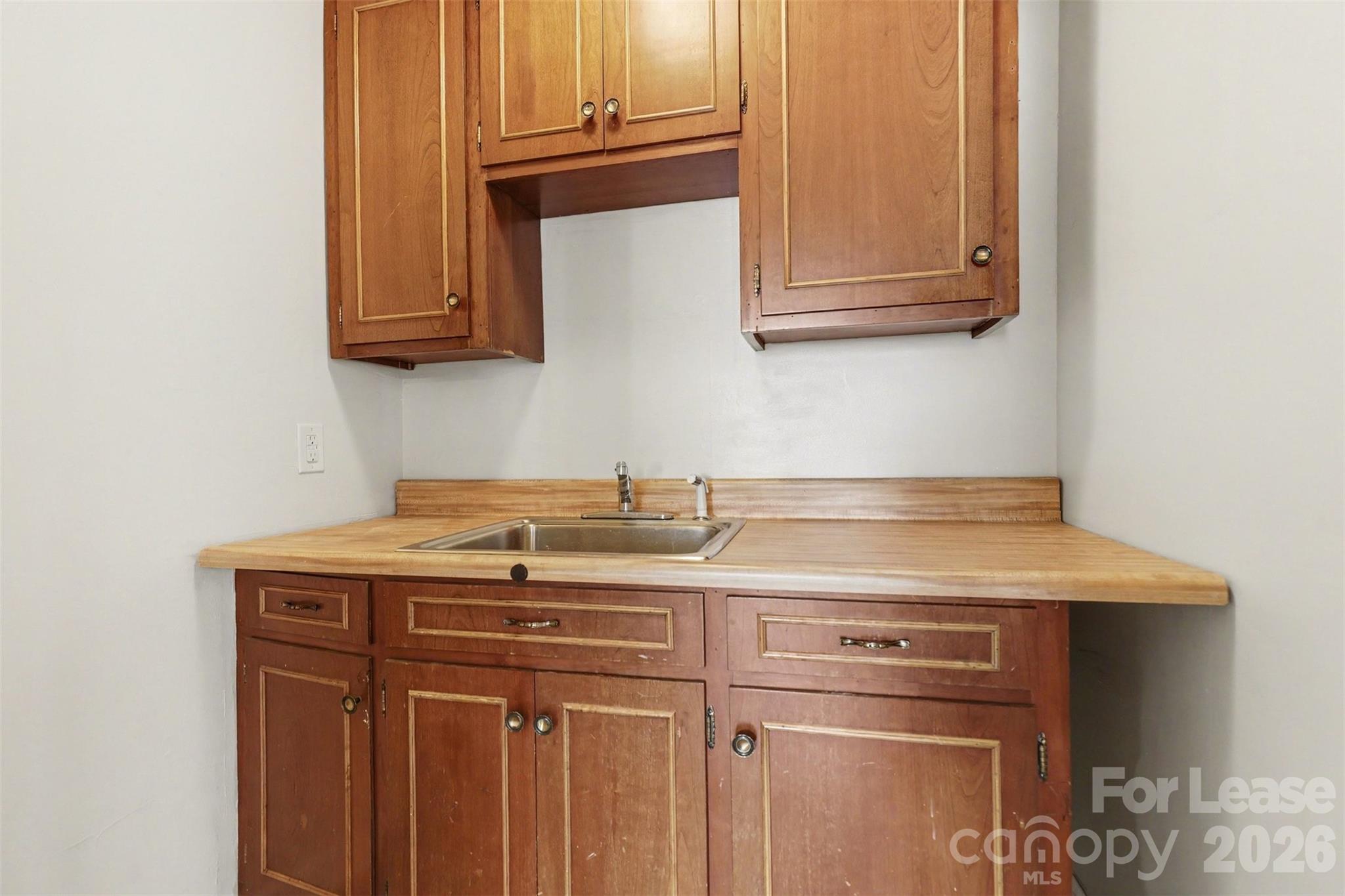 1323 Queens Road, Unit 227 Charlotte, NC 28207 - Photo 17 of 34