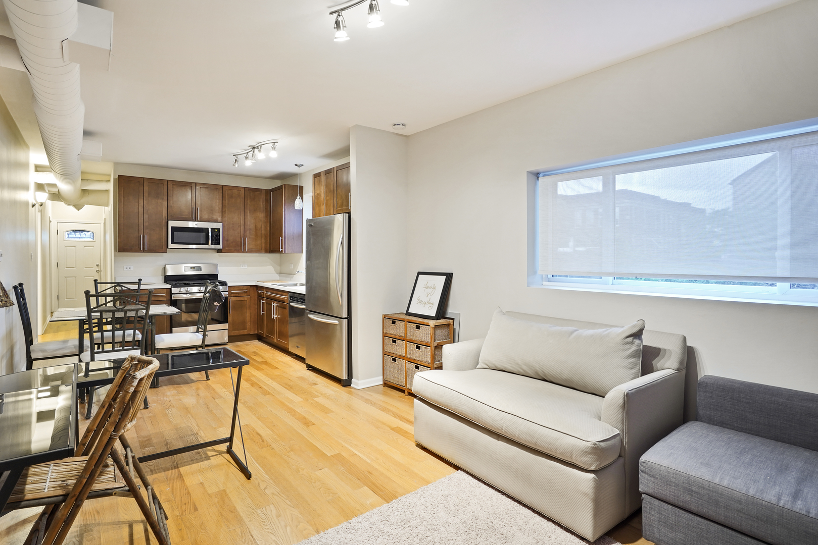 1037 West Polk Street Chicago, IL 60607 - Photo 15 of 36 Gallery Image 15