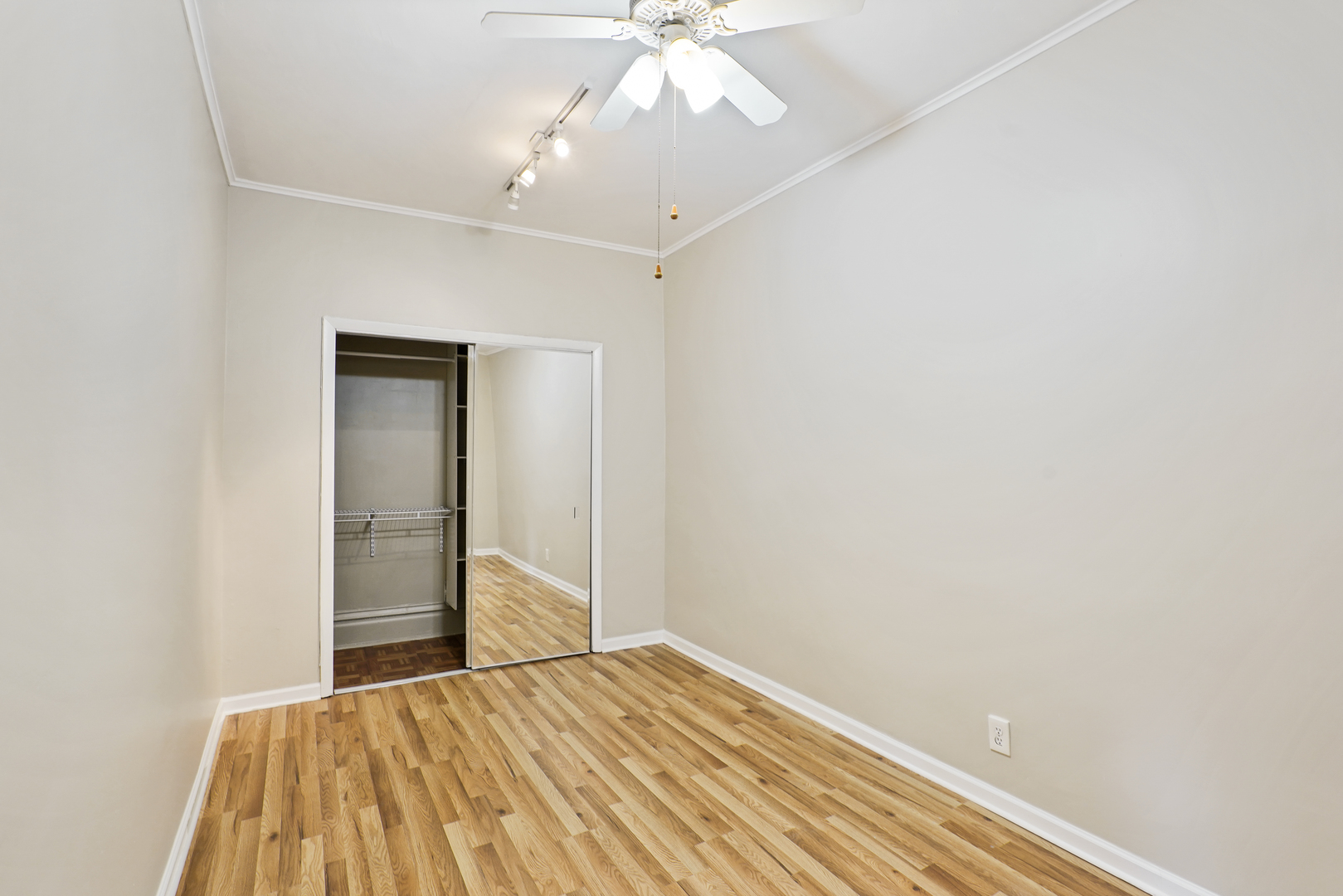 1037 West Polk Street Chicago, IL 60607 - Photo 10 of 36 Gallery Image 10