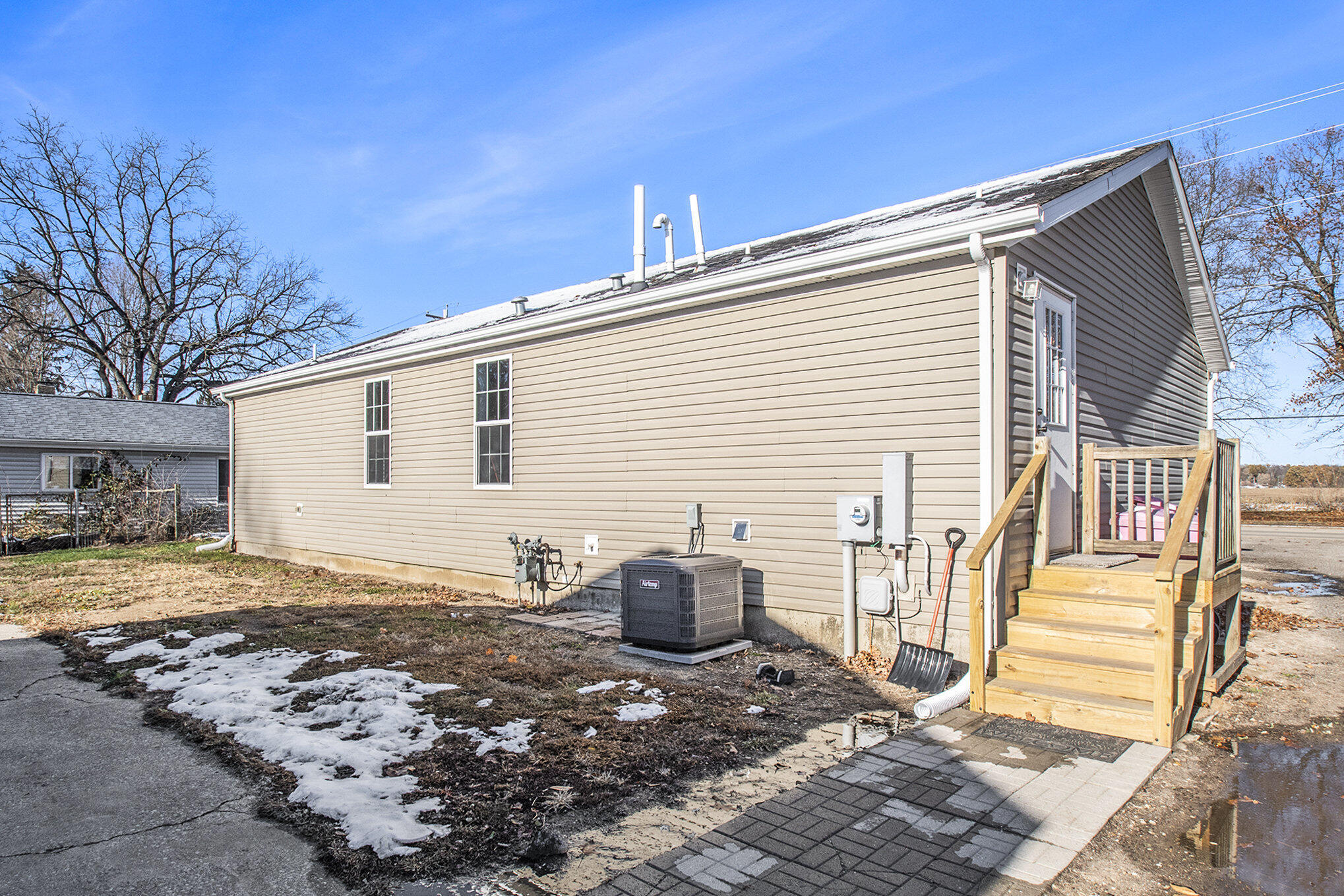 69330 Elkhart Road Edwardsburg, MI 49112 - Photo 22 of 33 022_dsc_4857_682