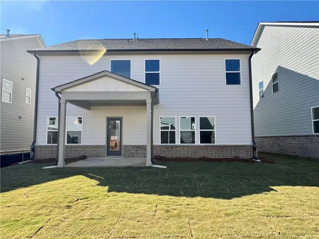 $424,900 | 5449 Hargrove Way, Flowery Branch, GA 30542