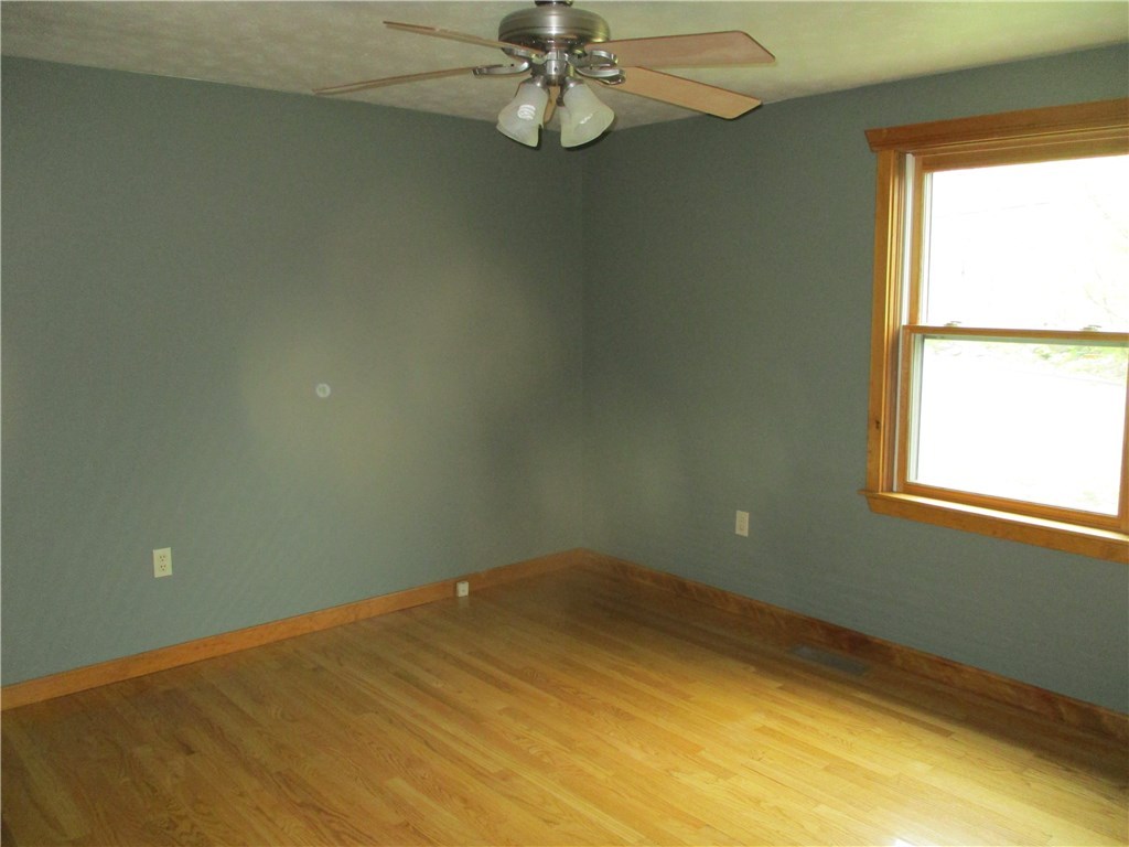424 Franklin Road Coventry, RI 02816 - Photo 9 of 26