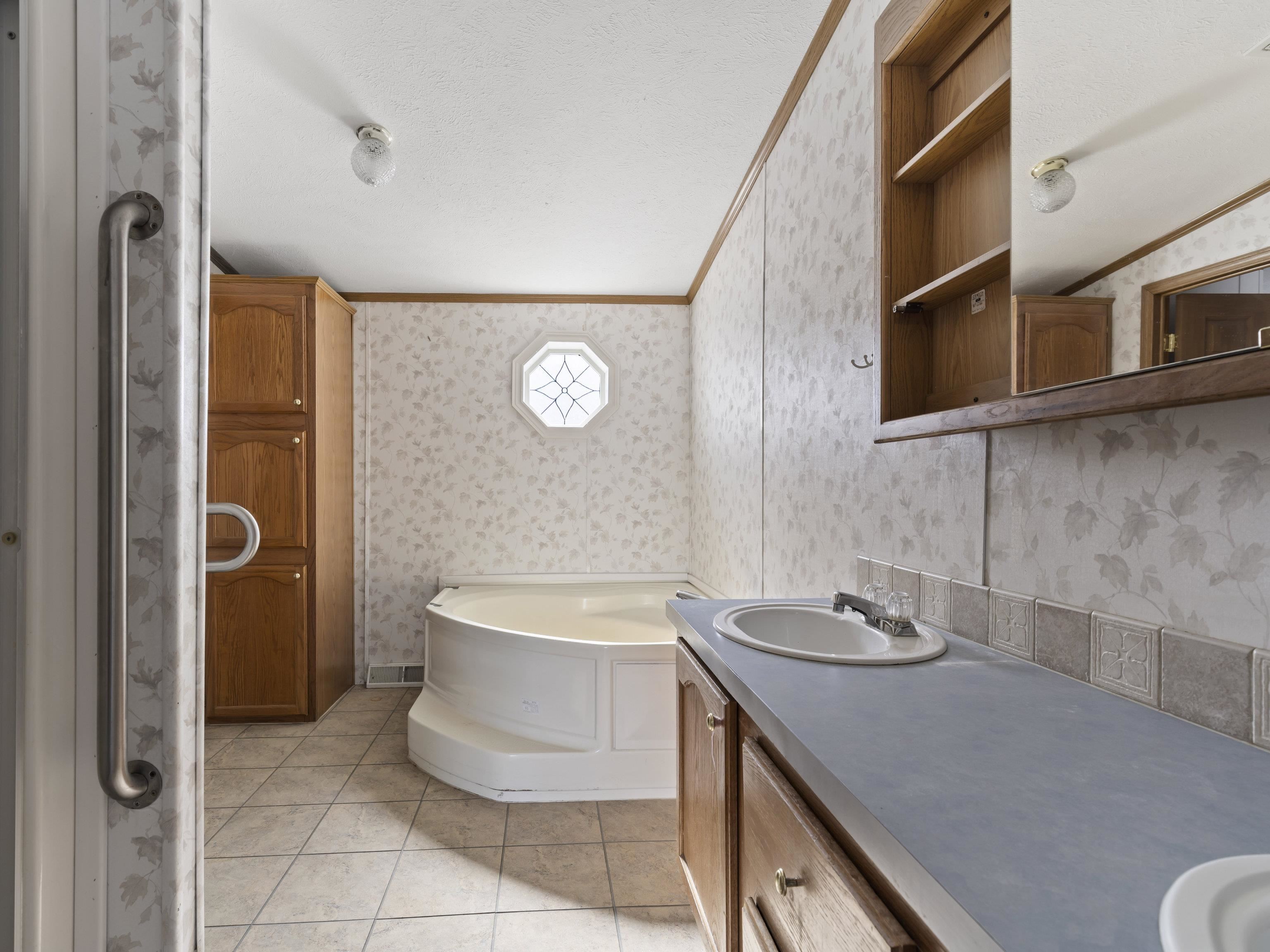 5283 Grace Road Benzonia, MI 49616 - Photo 14 of 29