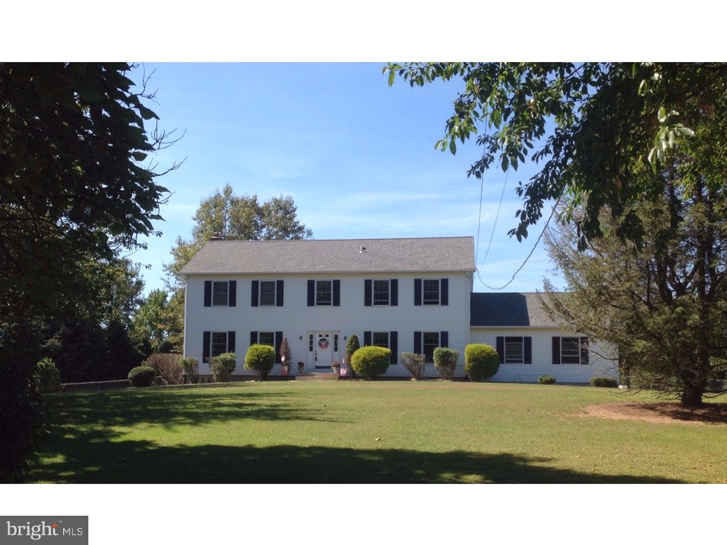 699 Juliustown Georgetown Road Jobstown, NJ 08041 - Photo 1 of 21