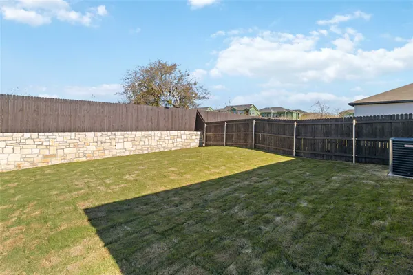 $1,895 | 291 Cross Barn Boulevard, Unit A, Buda, TX 78610