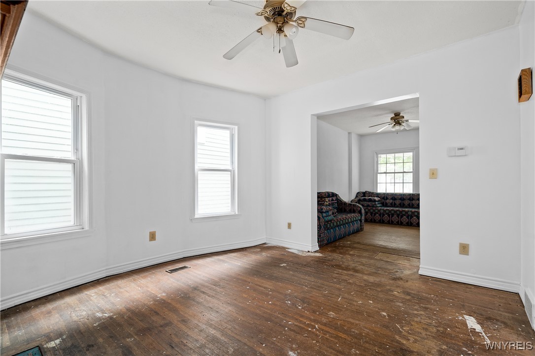 71 Hoyt Street Buffalo, NY 14213 - Photo 13 of 35