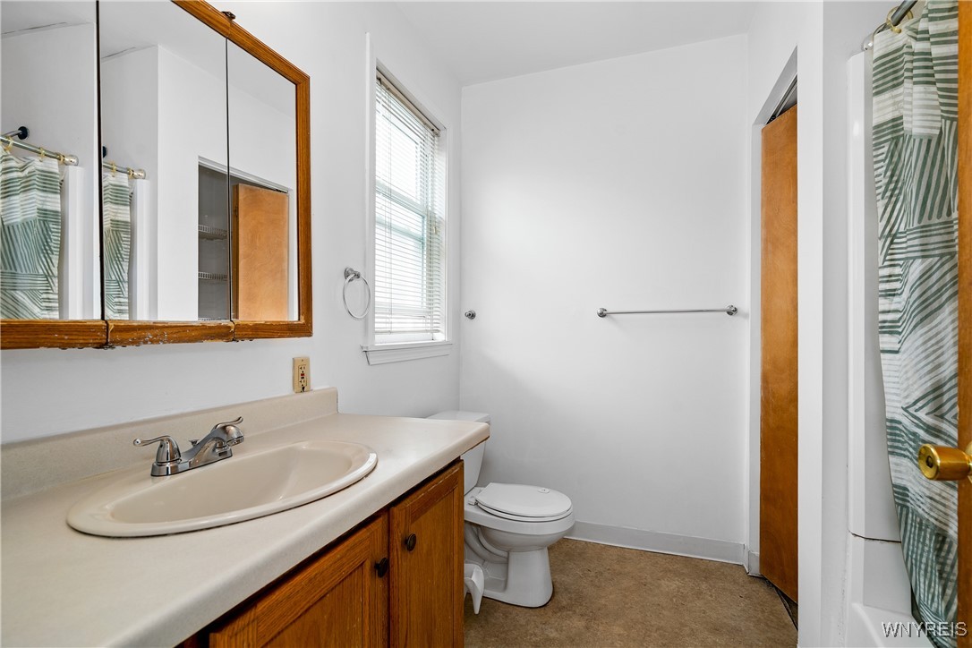 71 Hoyt Street Buffalo, NY 14213 - Photo 23 of 35