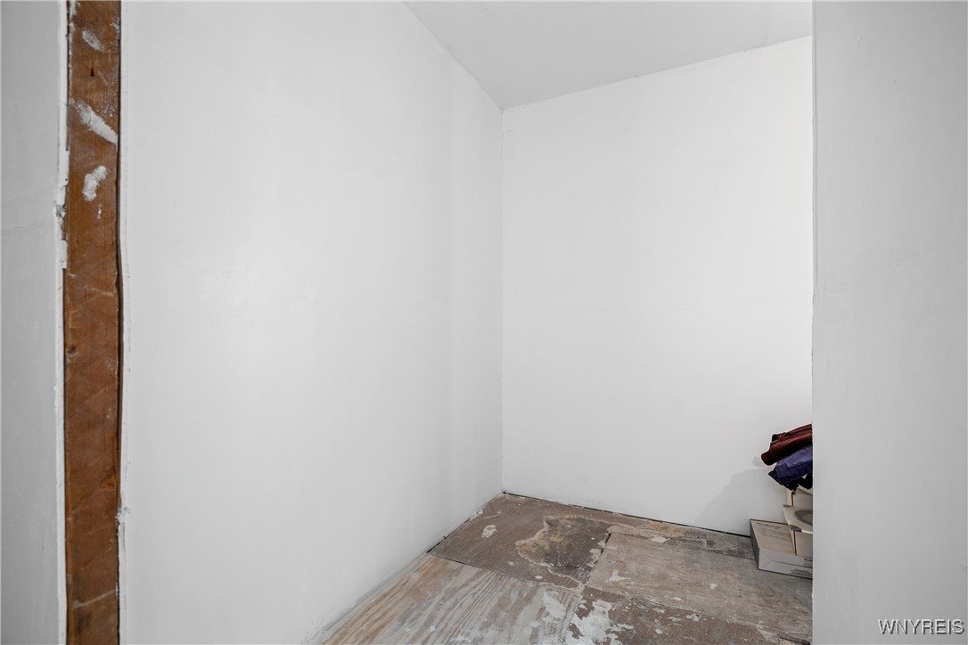 71 Hoyt Street Buffalo, NY 14213 - Photo 25 of 35