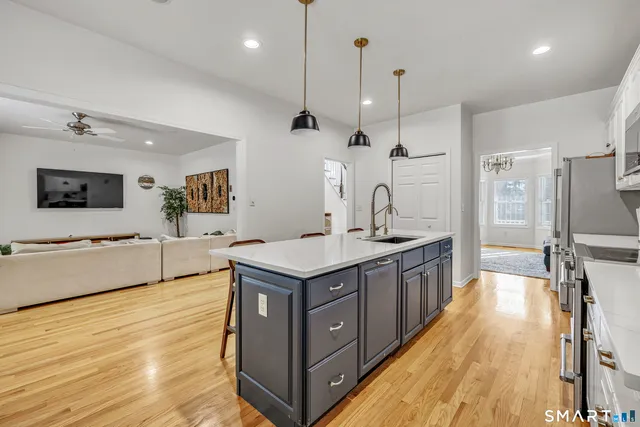 $524,900 | 1125 West Woods Road, Unit 37, Hamden, CT 06518