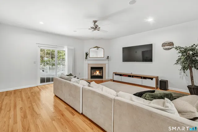 $524,900 | 1125 West Woods Road, Unit 37, Hamden, CT 06518