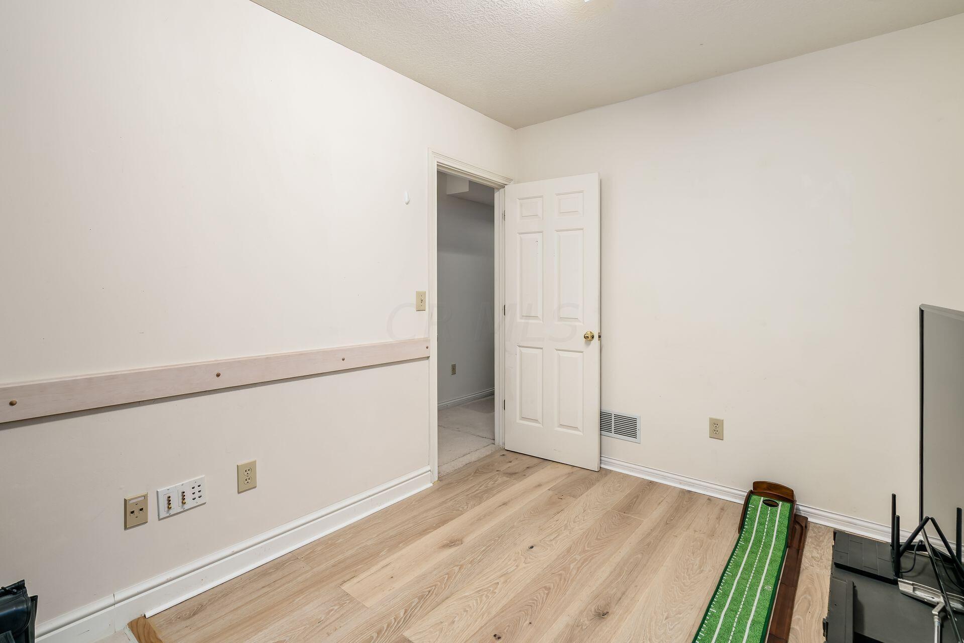 5540 Godown Road Columbus, OH 43235 - Photo 37 of 58 046_ Rd Columbus OH 43235 USA