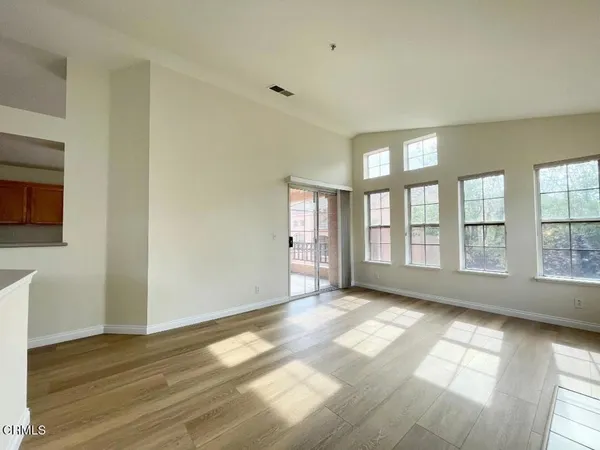 $3,600 | 723 Kingfisher Way, Oxnard, CA 93030
