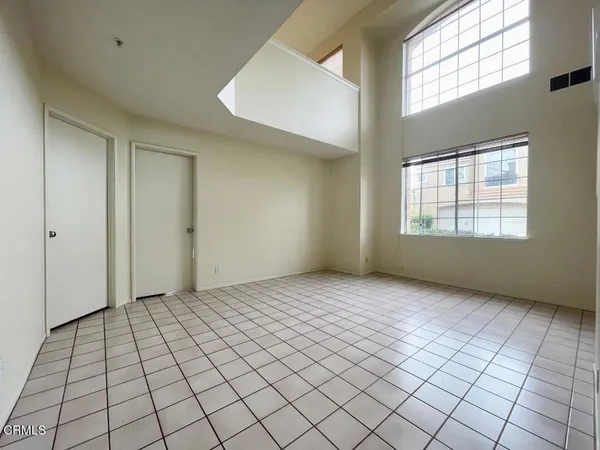 $3,600 | 723 Kingfisher Way, Oxnard, CA 93030