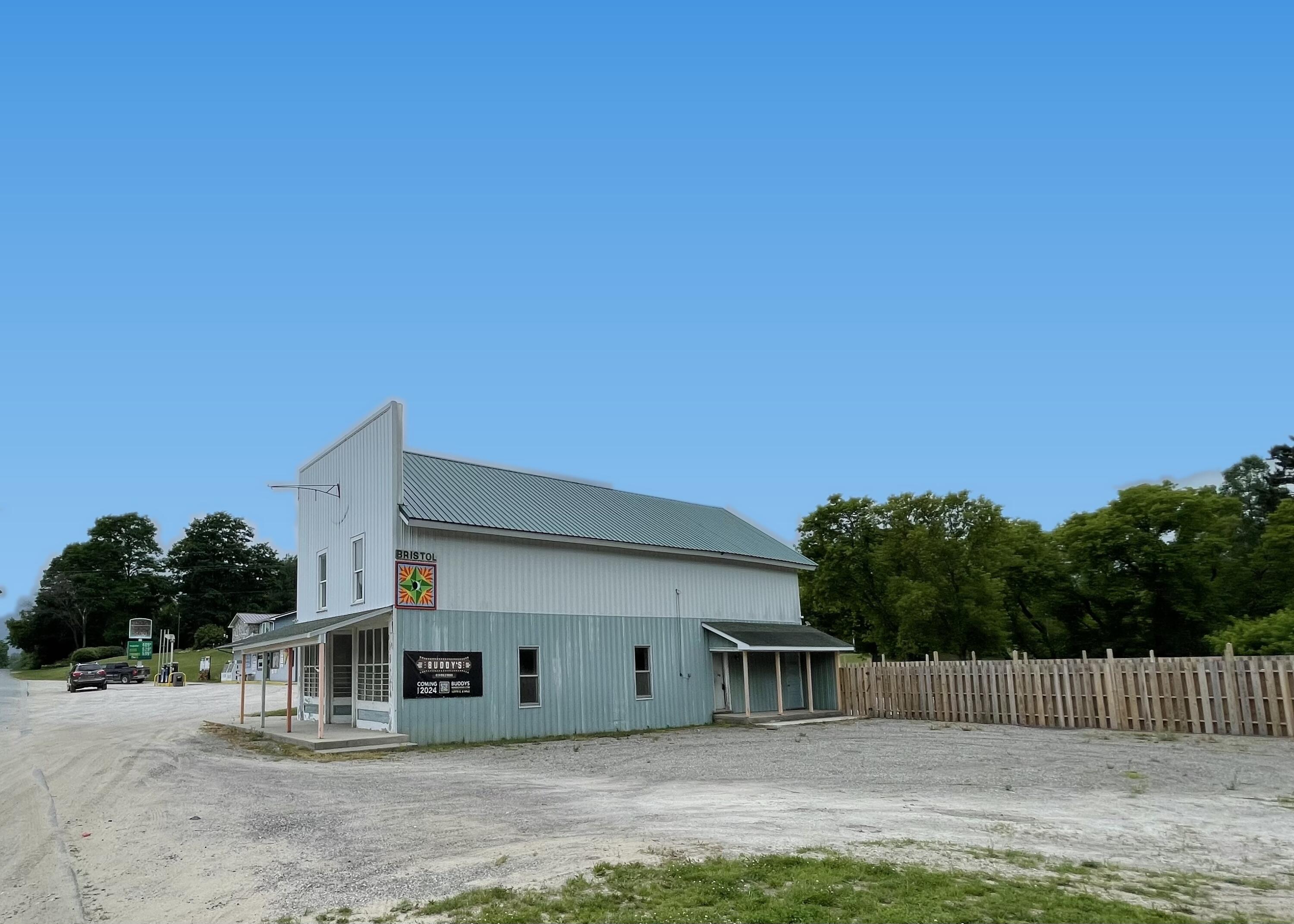 10978 East 8 Mile Road Tustin, MI 49688 - Photo 3 of 14 IMG_1710