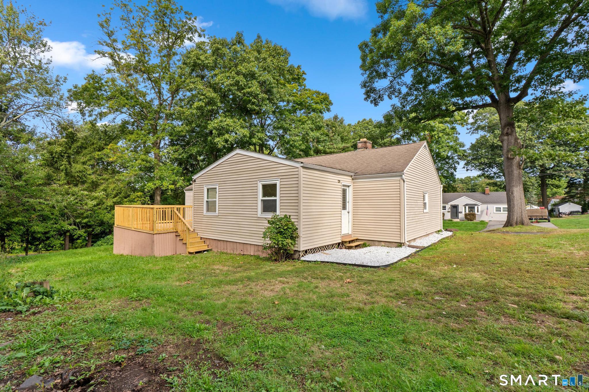 173 Timber Trail Wethersfield, CT 06109 - Photo 37 of 39 Gallery Image 37