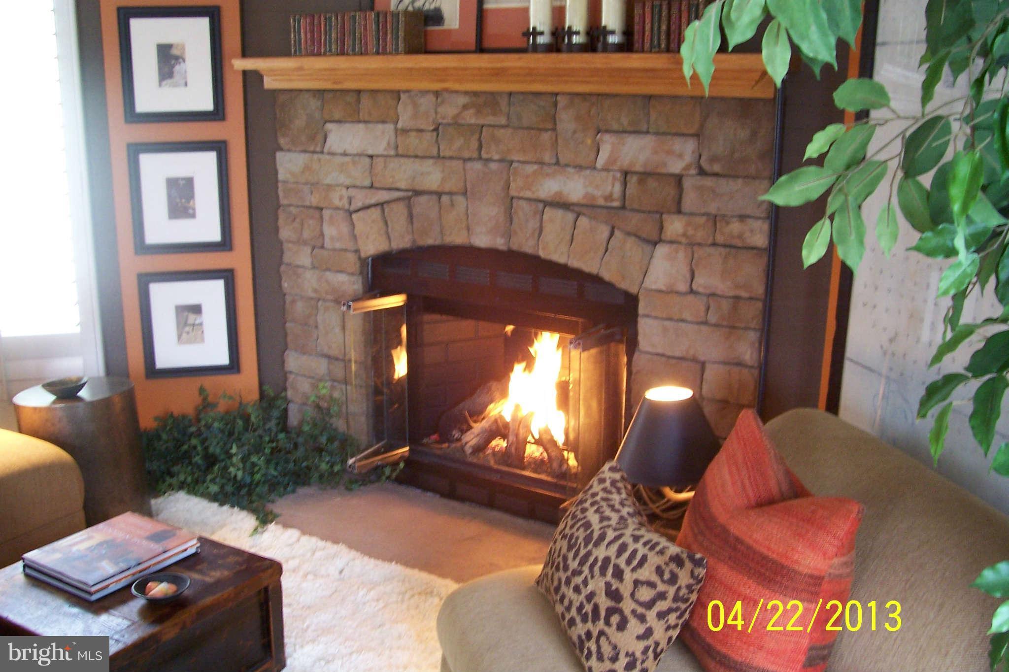 7810 Clark Road, Unit A46 Jessup, MD 20794 - Photo 11 of 24 Living Room