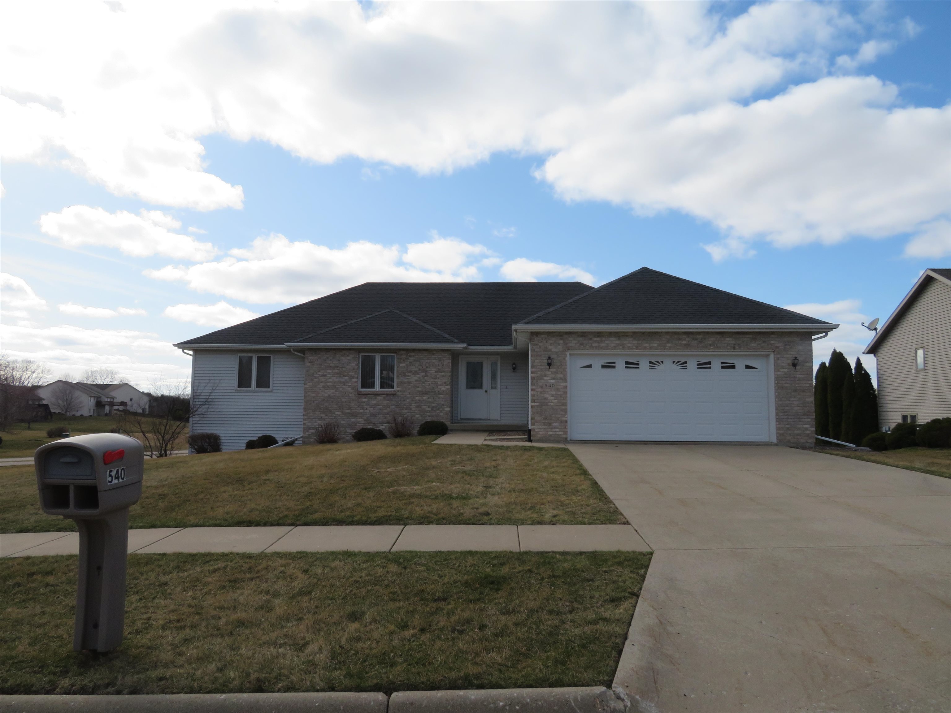540 Barley Ridge Trail Freeport, IL 61032 - Photo 2 of 25 Gallery Image 2