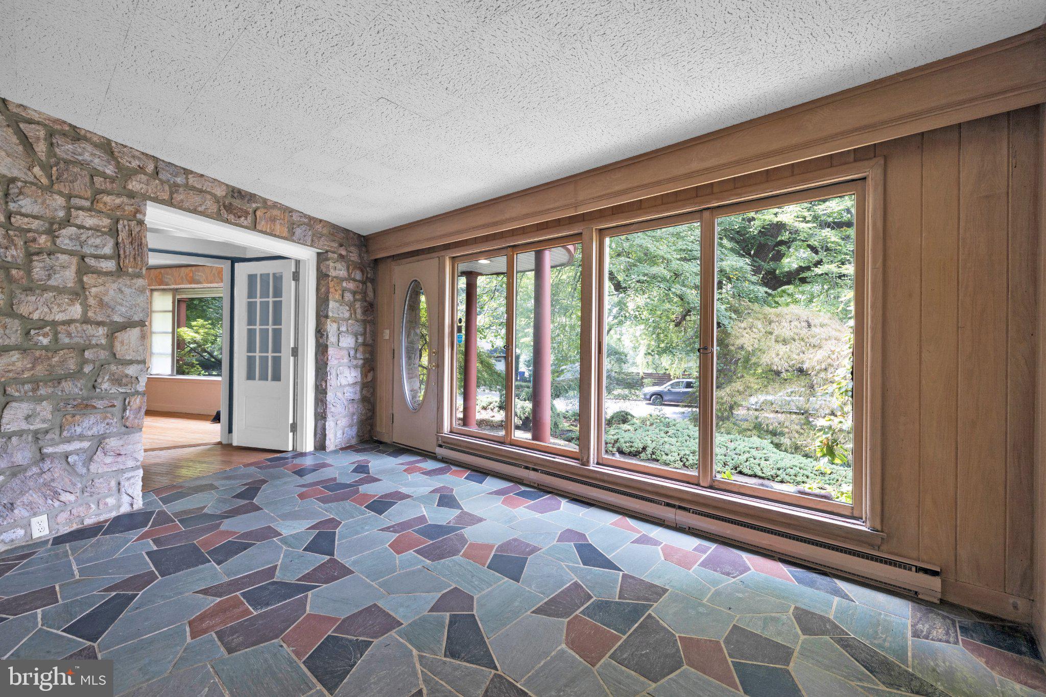 809 Farr Place Reading, PA 19611 - Photo 5 of 34 Gallery Image 5