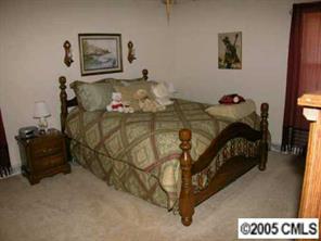 13642 Idlewild Road Matthews, NC 28105 - Photo 8 of 8 Gallery Image 8