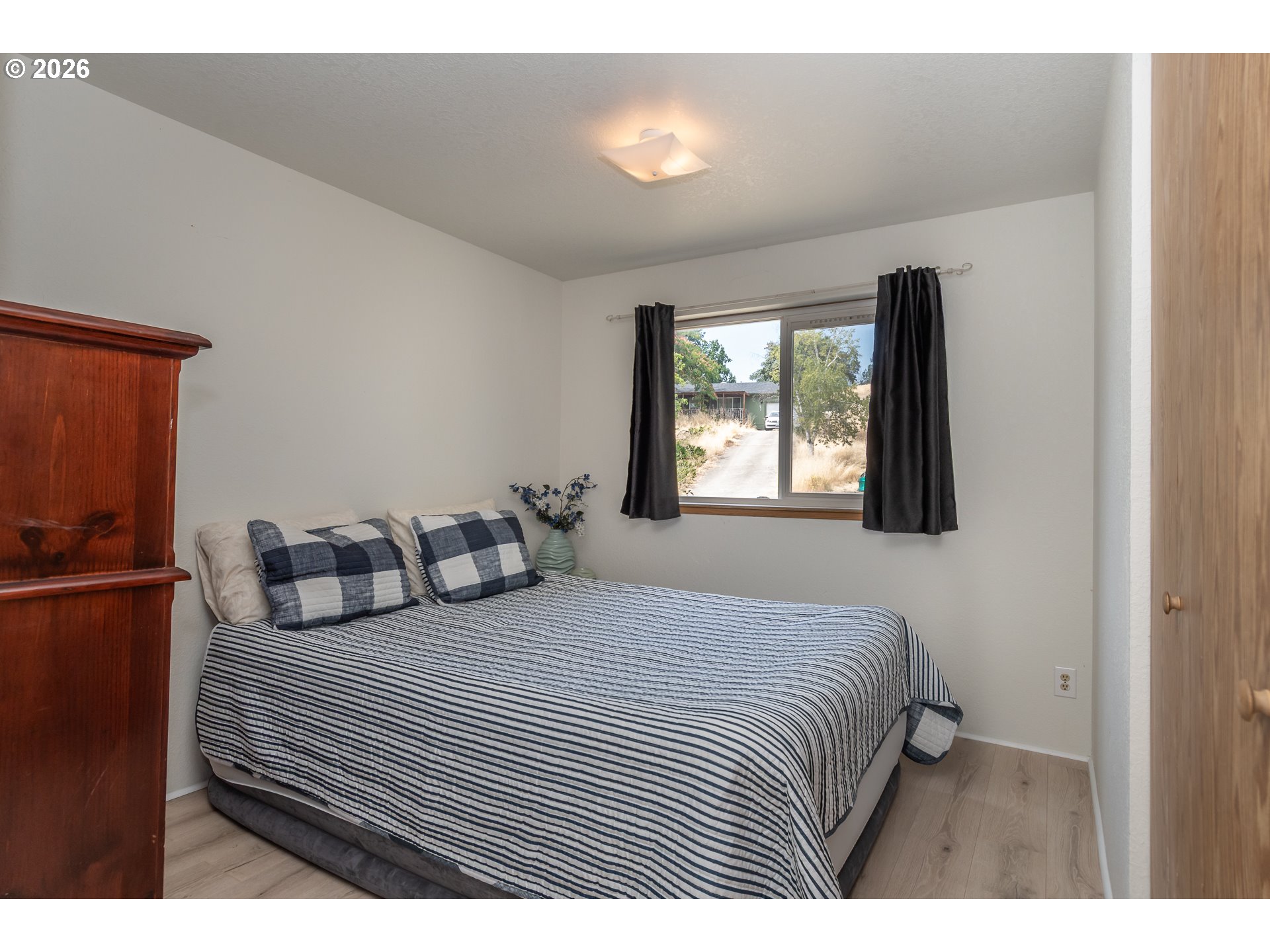 416 Corona Loop Road Roseburg, OR 97471 - Photo 17 of 40