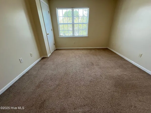$1,400 | 400 Meadowbrook Lane, Jacksonville, NC 28546