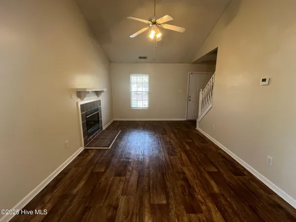 $1,400 | 400 Meadowbrook Lane, Jacksonville, NC 28546