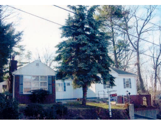 42 Bear Hill Road Reading, MA 01867 - Photo 1 of 1 Gallery Image 1