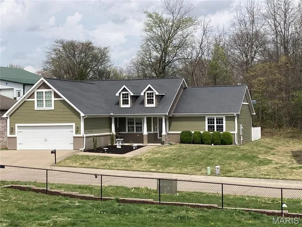 $395,900 | 230 Mill Road, Scott City, MO 63780