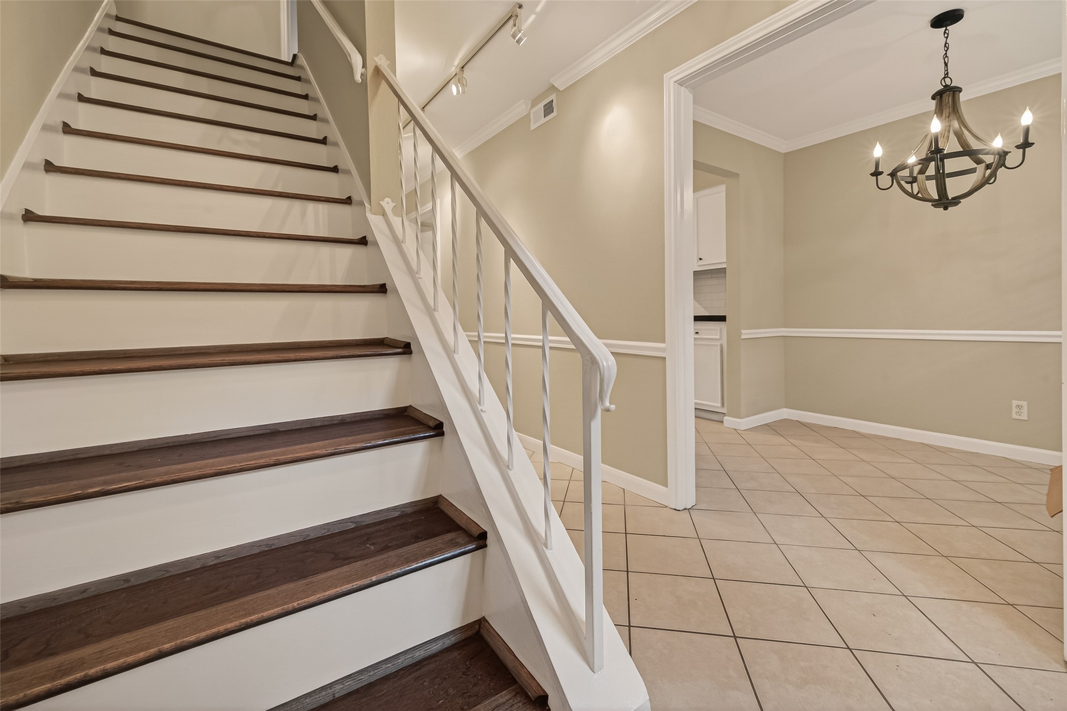 11550 Chimney Rock Road, Unit 330 Houston, TX 77035 - Photo 7 of 30